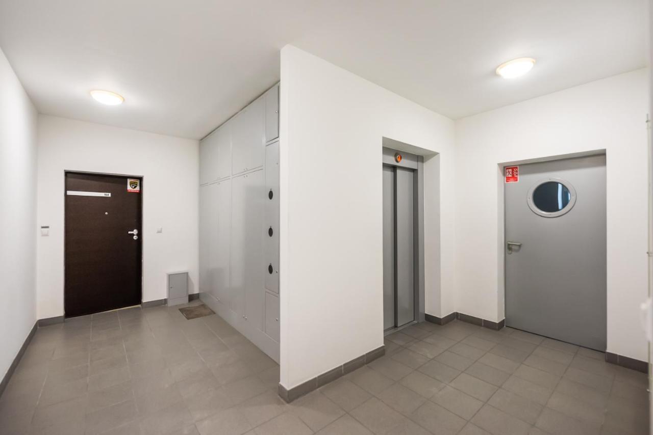 Wola Sunshine Apartment Free Parking Warschau Exterior foto