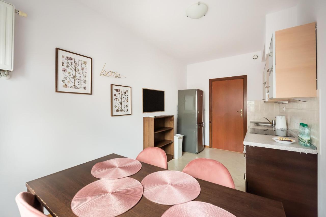 Wola Sunshine Apartment Free Parking Warschau Exterior foto